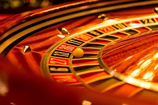 Slot game paytable and bonus feature explanation Slot game paytable and bonus feature explanation